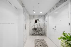 18201 Collins Ave 5306-w/2 Car Garage 5306, Sunny Isles Beach