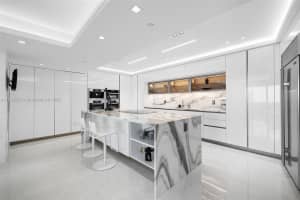 Trump Royale, 18201 Collins Ave garage 5306, Sunny Isles Beach, FL 33160, - MLS#A11822032