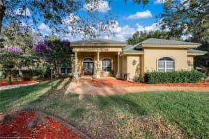 3859 Enchanted Oaks Ln, Sebring