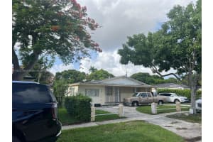 6685 NW 39th St, Virginia Gardens, FL 33166, - MLS#A11822106