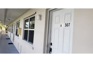 467 Golden Isles Dr APT 306, Hallandale Beach, FL 33009, - MLS#A11822109