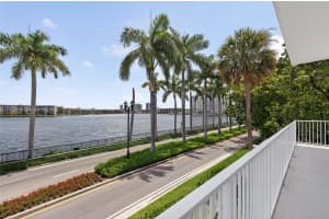 2851 Ne 183rd St 216e, Aventura