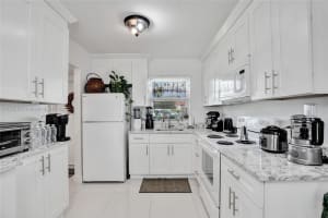 7502 NW 30th Pl APT 112, Sunrise, FL 33313, Sold 08/01/25