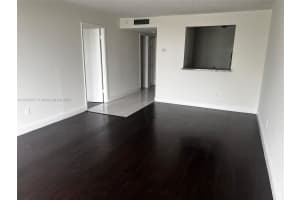 498 NW 165th St Rd D303, Miami, FL 33169 - MLS#A11822157