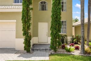 6533 Sandpiper Dr, Coconut Creek, FL 33073, Sold 08/18/25