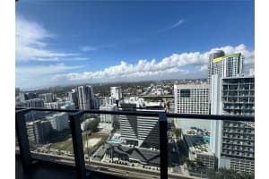 88 SW 7th St Apt 3012, Miami, FL 33130, - MLS#A11822217
