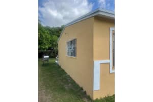 821 Nw 183rd Dr Miami Gardens, FL 33169 - MLS#A11822285