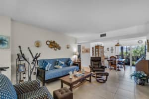 17000 NW 67th Ave APT 126, Hialeah, FL 33015, - MLS#A11822322