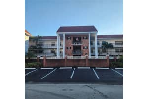2424 Ne 9th St 212 Fort Lauderdale, FL 33304 - MLS#A11822326