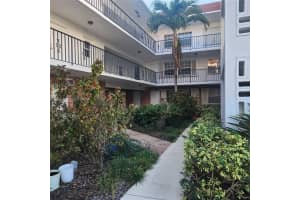 2424 Ne 9th St 212 Fort Lauderdale, FL 33304 - MLS#A11822326