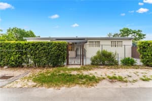 3150 Nw 90th St, Miami