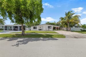 9520 Holiday Rd, Cutler Bay