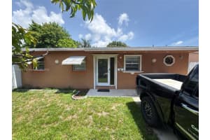 6211 Sw 9th Pl, North Lauderdale