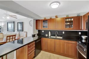 2301 Collins Ave 1425, Miami Beach, FL 33139 - MLS#A11822487