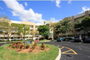 9587 Weldon Cir B203, Tamarac