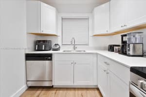 9481 Evergreen Pl 206, Davie