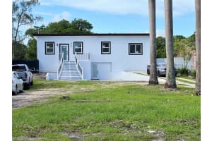 2100 NW 107th St, Miami, FL 33167 - MLS#A11822572