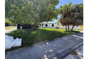 9801 SW 56th St, Miami, FL 33165, Sold 08/08/25