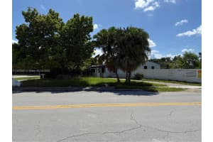 9801 SW 56th St, Miami, FL 33165, Sold 08/08/25