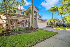 942 Lavender Cir, Weston, FL 33327, Sold 08/28/25