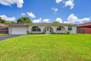 7481 NW 14th St, Plantation, FL 33313, Sold 08/15/25