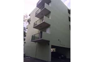 3642 Ne 171st St 208, North Miami Beach