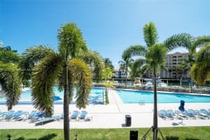 2950 NE 188th St APT 140, Aventura, FL 33180, - MLS#A11822709