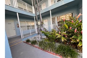315 Van Buren St APT 102B, Hollywood, FL 33019, - MLS#A11822719