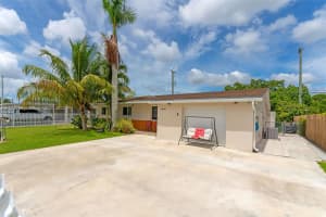 28540 SW 146th Ave, Homestead, FL 33033, - MLS#A11822768