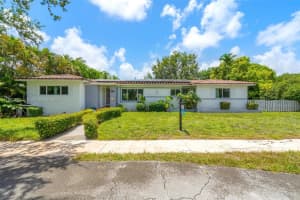 170 Nw 105th St, Miami Shores