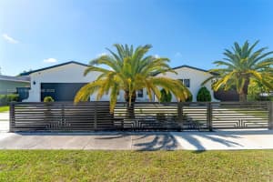 9120 Cutler Ridge Dr, Cutler Bay