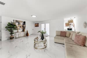9120 Cutler Ridge Dr, Cutler Bay, FL 33157, Sold 09/12/25