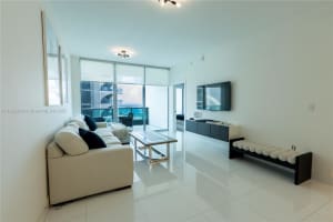 900 Biscayne Blvd 2210 Miami, FL 33132 - MLS#A11822889