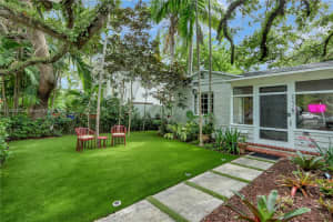 842 NW 9th Ct, Miami, FL 33136, - MLS#A11822922