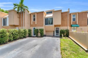 6728 SW 140th Ct, Miami, FL 33183, Sold 11/14/25