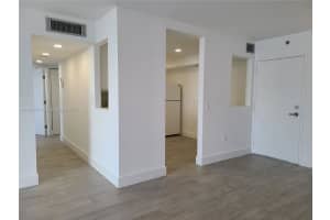 2851 Ne 183rd St 1812e, Aventura