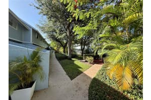 798 CRANDON BL 14-C, Key Biscayne, FL 33149 - MLS#A11823054