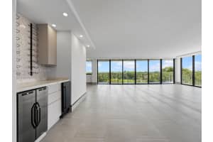 700 Coral Wy APT 5, Coral Gables, FL 33134, - MLS#A11823103