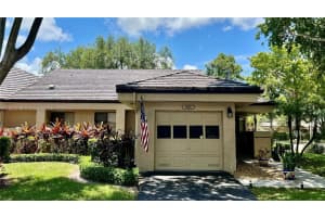 9211 Chelsea Drive N, Plantation