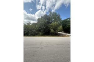 Golden Gate St 2nd Ave Se Naples, FL 34117 - MLS#A11823161