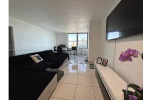 2899 Collins Ave APT 1717, Miami Beach, FL 33140, - MLS#A11823166