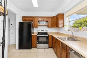 8851 NW 12th St, Pembroke Pines, FL 33024, Sold 09/04/25