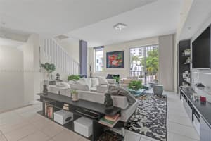 2138 Van Buren St APT 605, Hollywood, FL 33020, - MLS#A11823202