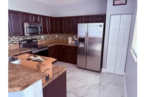 239 SE 37th Pl, Homestead, FL 33033, - MLS#A11823259
