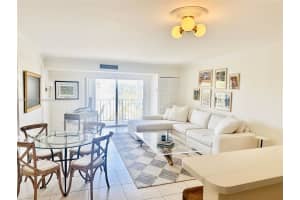 1625 SE 10th Ave APT 305, Fort Lauderdale, FL 33316, - MLS#A11823295