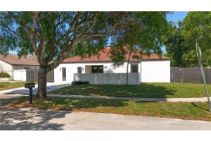 4996 SW 95th Ave, Cooper City, FL 33328, - MLS#A11823375