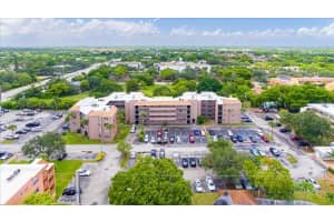 3100 N Pine Island Rd 305, Sunrise
