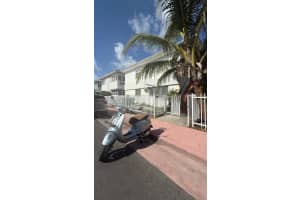 8132 Harding Ave 2, Miami Beach