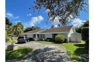 5780 SW 59th Pl, South Miami, FL 33143, - MLS#A11823454