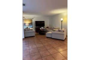 5780 SW 59th Pl, South Miami, FL 33143, - MLS#A11823454